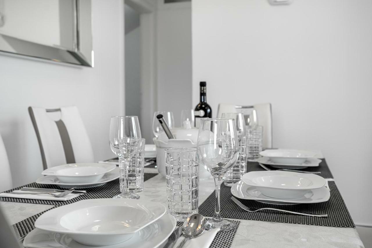 Apartments Lipic Vodice Kültér fotó